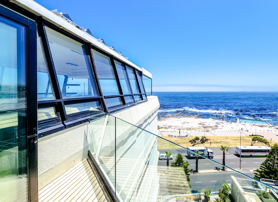 5 Bedroom Property for Sale in Sea Point Western Cape